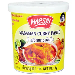 MAESRI MASAMAN CURRY PASTE 1KG